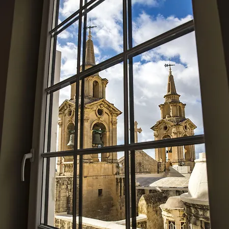 1926 Le Parisot Boutique Valletta