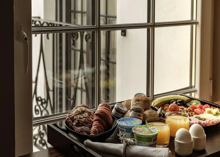 1926 Le Parisot Boutique