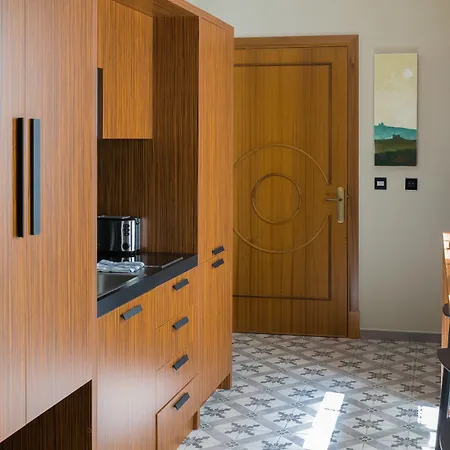 1926 Le Parisot Boutique 4* Valeta