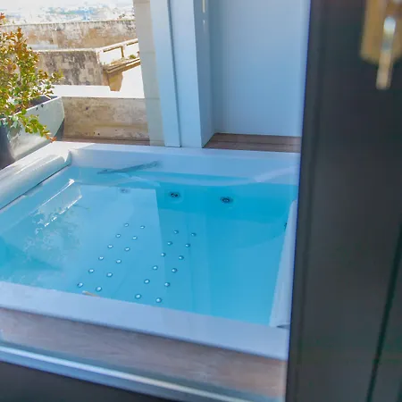 1926 Le Parisot Boutique