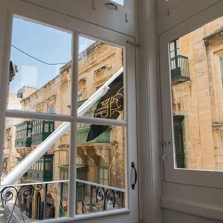 1926 Le Parisot Boutique La Valeta