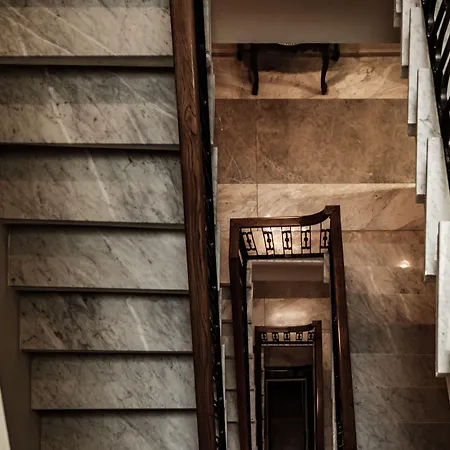 1926 Le Parisot Boutique Apartahotel 4*