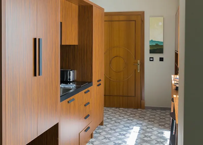 1926 Le Parisot Boutique 4* Valletta