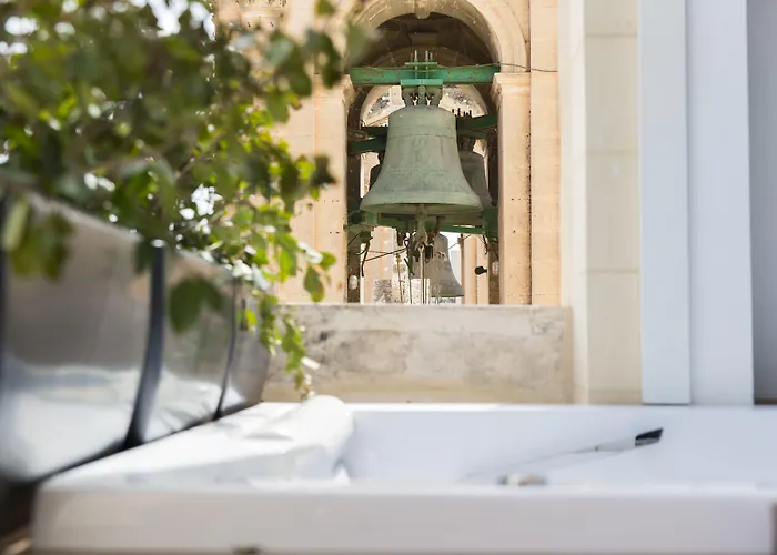 1926 Le Parisot Boutique Valletta