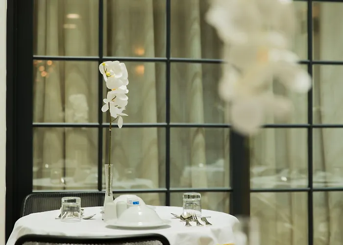 1926 Le Parisot Boutique Valletta